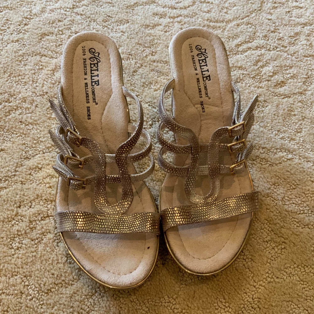 Heele Comfort Heels